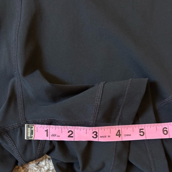 Nike Women's Black Pro Shorts - Picture 2 of 5